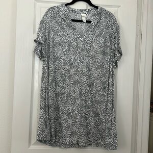 V neck tunic light weight dress.